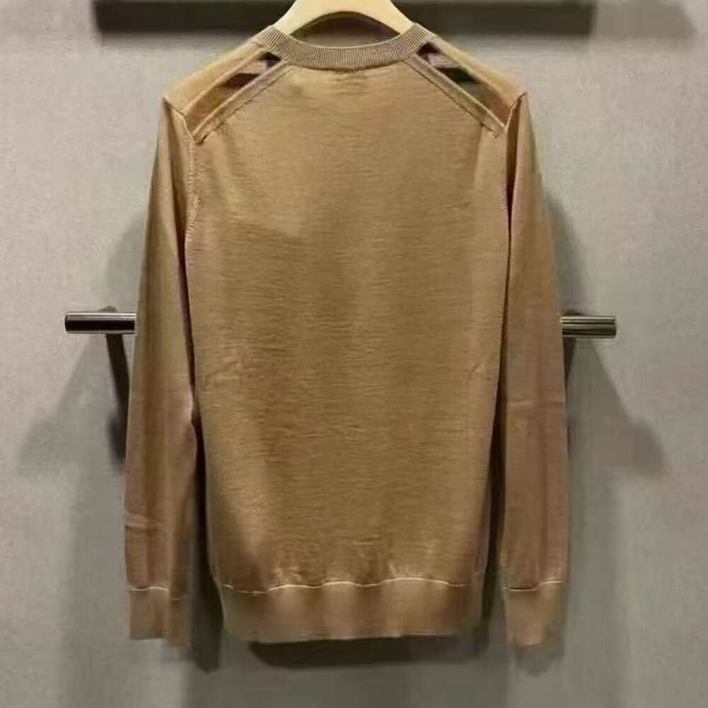 Burberry women’s wool sweater beige NWT L